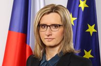 „Jedná se o efektivní fungování ministerstva, nikoli o odvolání politických náměstků,